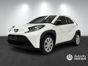 https://vehicle.imgix.net/4203647/ebabcc78-b88c-430a-a54e-5be82f102e04.jpg