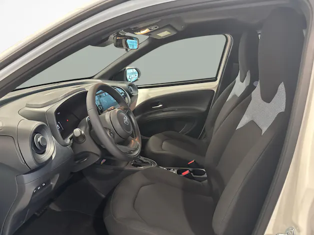 Toyota Aygo X 1.5 VVT-i HSD Comfort