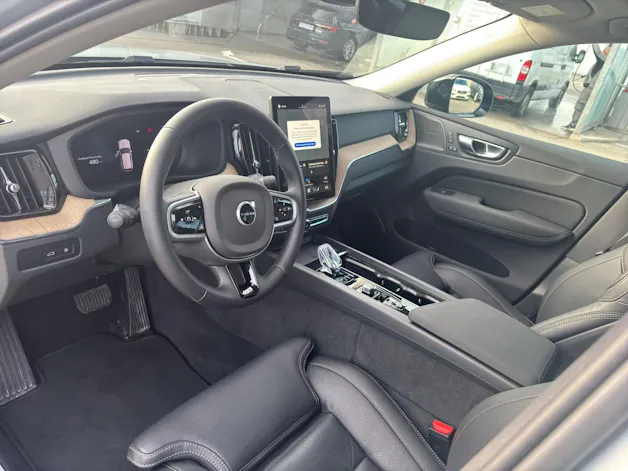 Volvo XC60 2.0 T8 TE Plus Dark eAWD