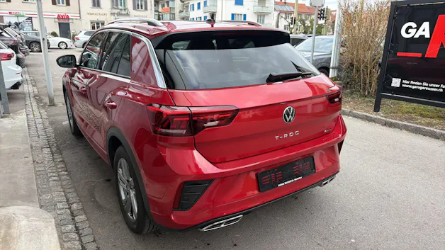 VW T-Roc R-LINE 4MOTION *** PANORAMAGLASDACH & ANHÄNGEKUPPLUNG ***