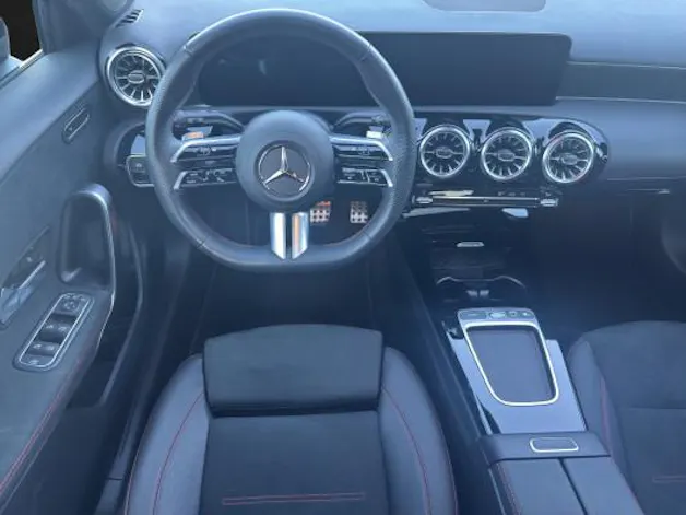Mercedes-Benz A 220 4Matic 8G-DCT