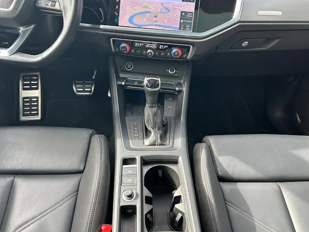 Audi Q3 40 TDI S line Attraction quattro S-tronic
