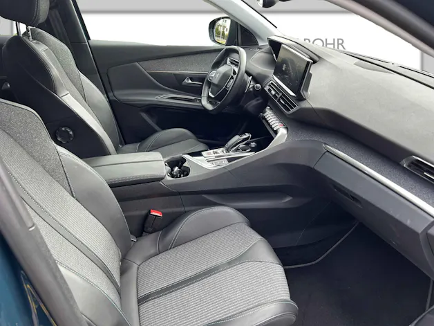 Peugeot 3008 1.2 PureTech Allure Pack EAT8