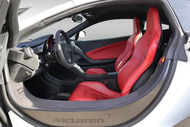 McLaren 675LT Coupé 3.8 V8 SSG