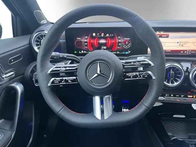 Mercedes-Benz A 220 4Matic 8G-DCT