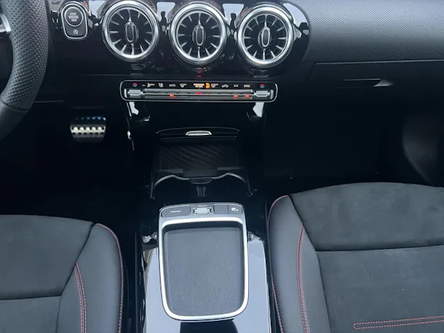 Mercedes-Benz A 220 4Matic 8G-DCT