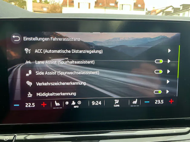 Škoda Octavia Combi RS 4x4 *** TOPAUSSTATTUNG ***