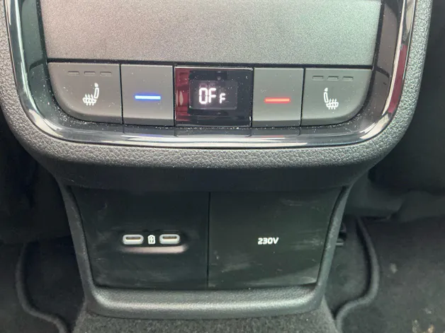 Škoda Octavia Combi RS 4x4 *** TOPAUSSTATTUNG ***