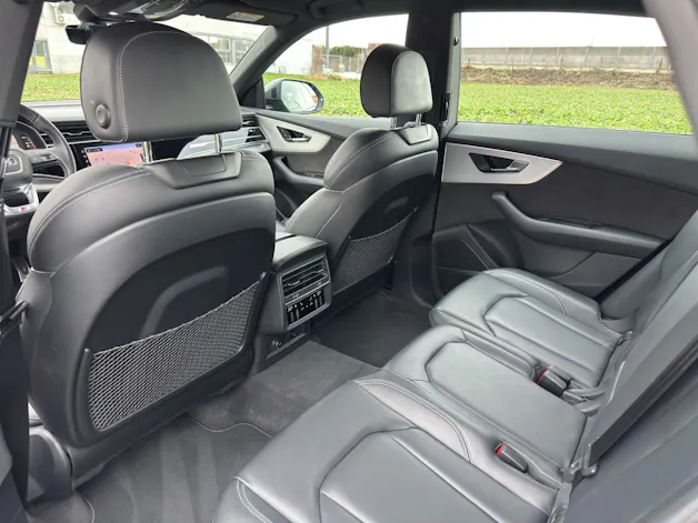 Audi Q8 50 TDI quattro tiptronic