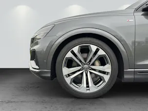 Audi Q8 50 TDI quattro tiptronic
