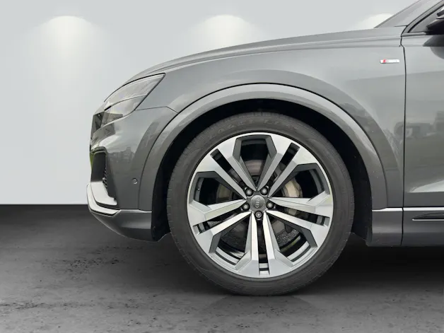 Audi Q8 50 TDI quattro tiptronic