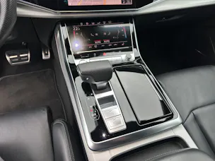 Audi Q8 50 TDI quattro tiptronic