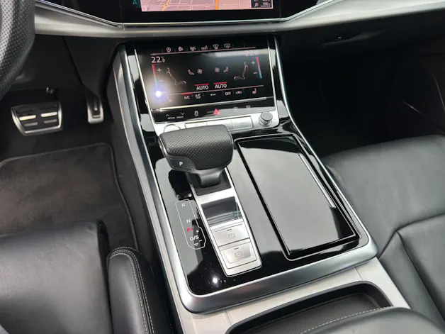 Audi Q8 50 TDI quattro tiptronic