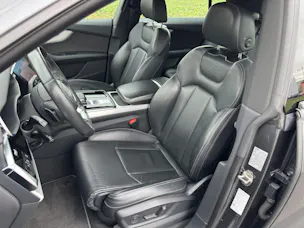 Audi Q8 50 TDI quattro tiptronic