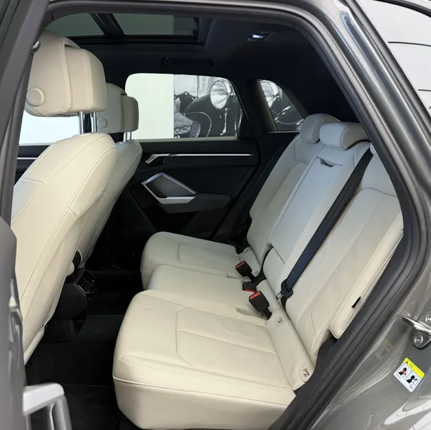 Audi Q3 45 TFSI S line quattro S-tronic