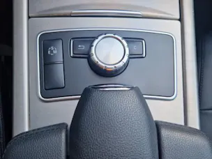 Mercedes-Benz E 250 CGI BlueEff Avgarde