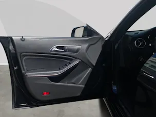 Mercedes-Benz CLA 200 Night Star