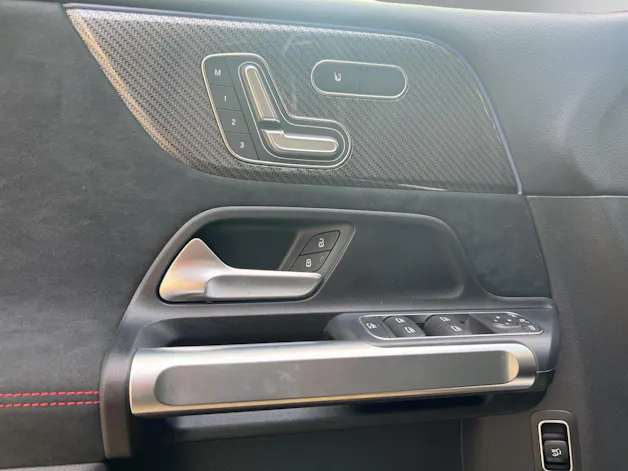 Mercedes-Benz GLB 220 4Matic 8G-Tronic