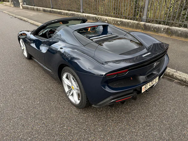Ferrari 296 GTS