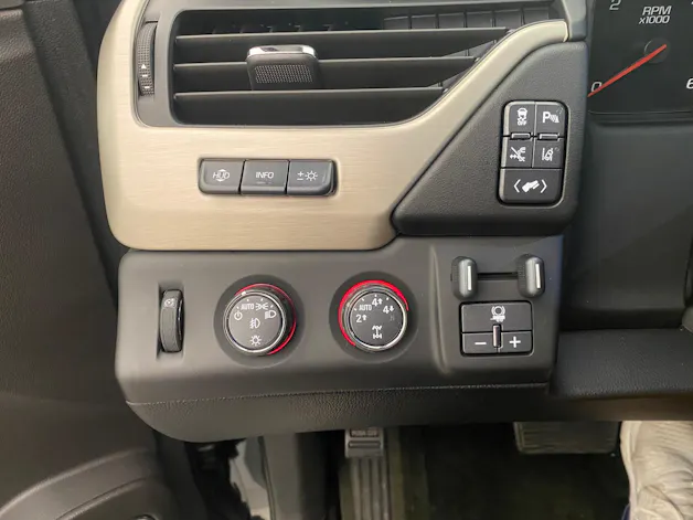 GMC Yukon Denali 6.2