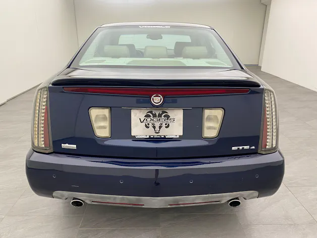 Cadillac STS 4.6 AWD