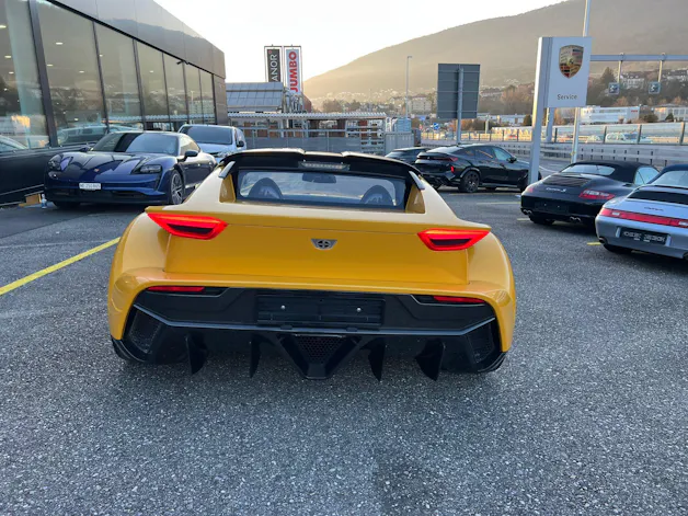DONKERVOORT F22