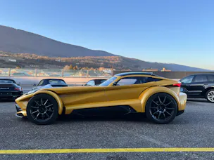 DONKERVOORT F22