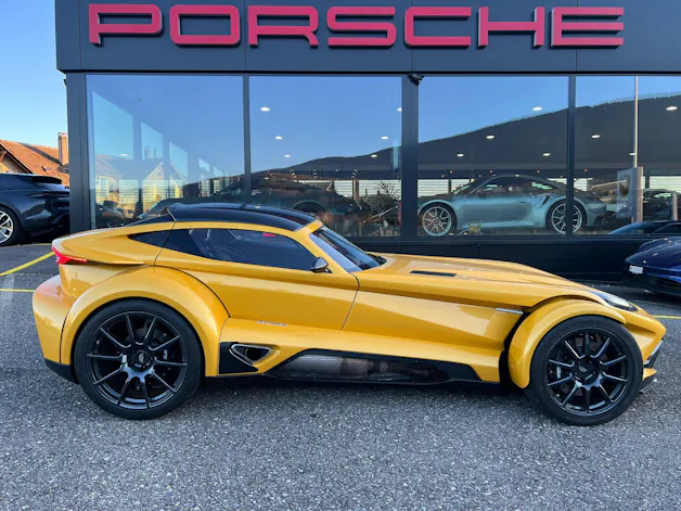 DONKERVOORT F22