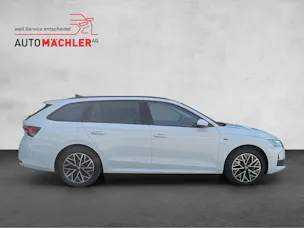 Škoda Octavia Combi 2.0 TSI Selection Tour 4x4 DSG*Matrix*Canton*Head Up*360° Kamera*