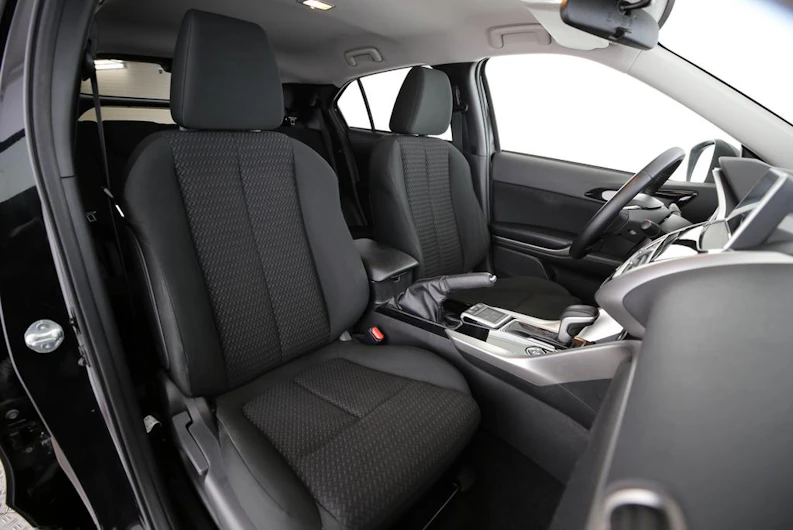 Fahrzeugbild MITSUBISHI ECLIPSE CROSS