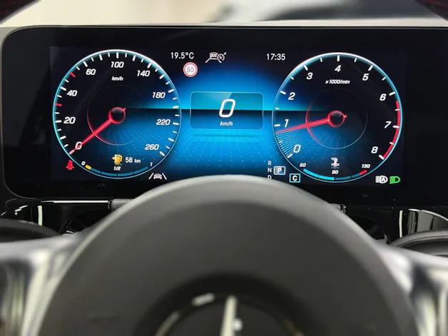 Mercedes-Benz B 200 AMG Line 4matic