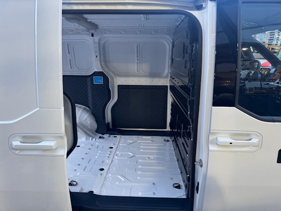 image du véhicule 10 image du véhicule 10