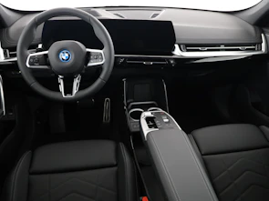 Fahrzeugbild BMW iX1 30 xDrive