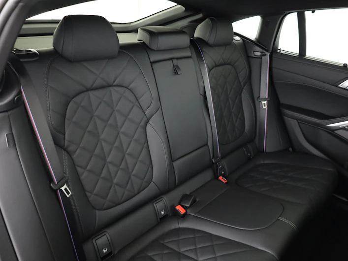 Fahrzeugbild BMW X6