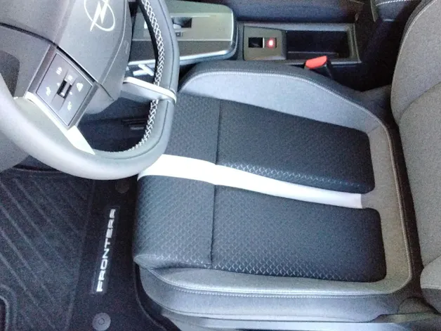 Opel Frontera 1.2 T HEV Edition