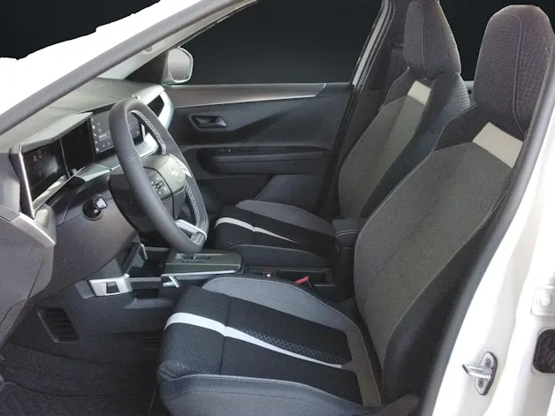 Opel Frontera 1.2 T HEV Edition