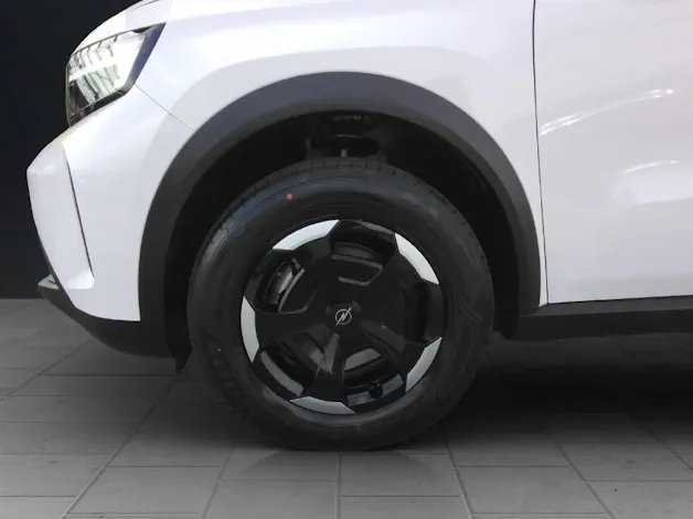 Opel Frontera 1.2 T HEV Edition