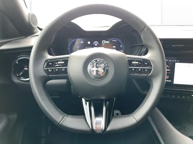 Alfa Romeo Junior Elettrica PREMIUM TECH