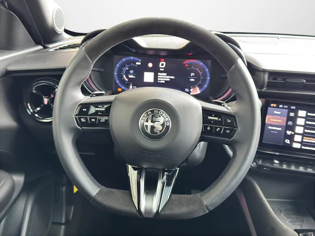 Alfa Romeo Junior 1.2 Ibrida Speciale SPORT TECH SKY