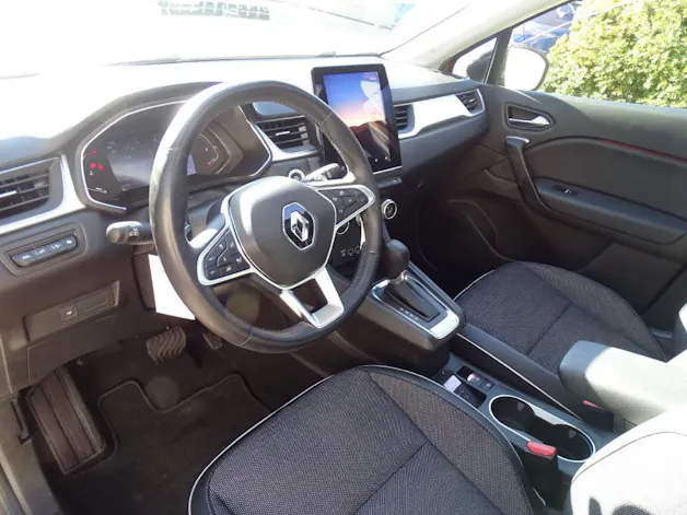 Renault Captur 1.3 TCe 140 Intens EDC
