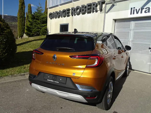 Renault Captur 1.3 TCe 140 Intens EDC