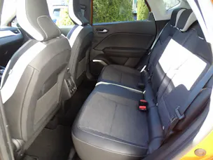 Renault Captur 1.3 TCe 140 Intens EDC