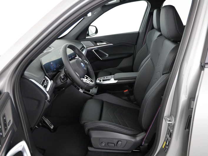 immagine del veicolo BMW iX1