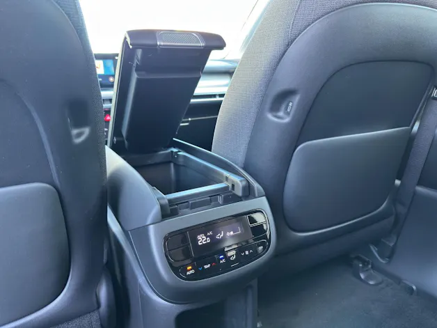 Hyundai Ioniq 9 Amplia 4WD