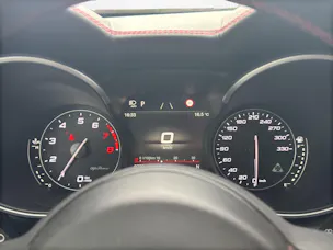 Alfa Romeo Stelvio 2.9 V6 Biturbo Q4 Quadrifoglio