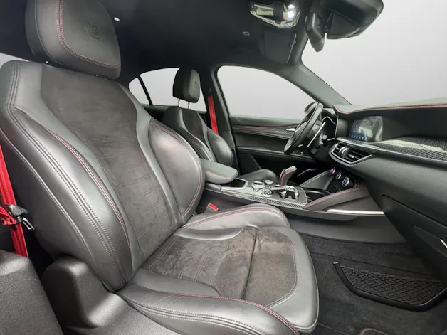 Alfa Romeo Stelvio 2.9 V6 Biturbo Q4 Quadrifoglio