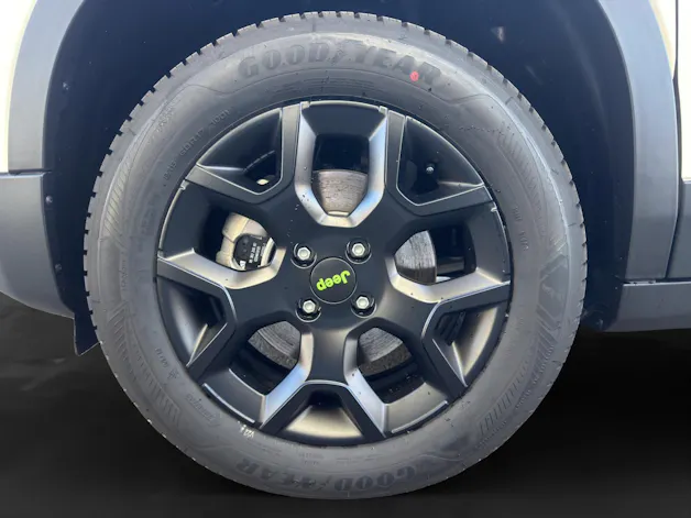 Jeep Avenger 1.2 MHEV Upland 4xe Pack Plus