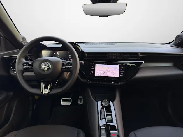 Alfa Romeo Junior 1.2 Ibrida Q4 SKY