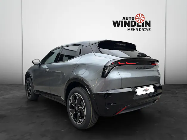 Alfa Romeo Junior 1.2 Ibrida Q4