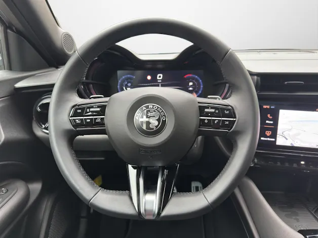 Alfa Romeo Junior 1.2 Ibrida Q4